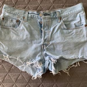 Levi’s 501 Shorts, Size 31 Waist